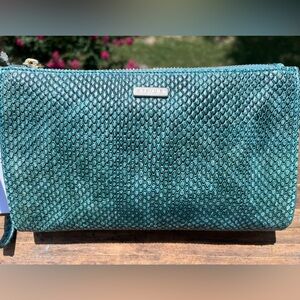 NWT HTF Brahmin Daisy Textured Bluish Green Clutch/Wristlet